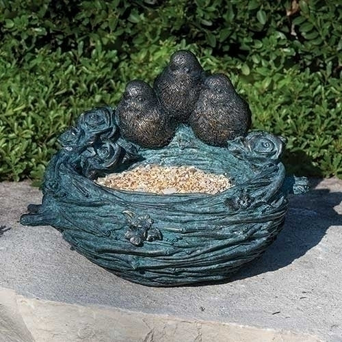Bird's Nest Bird Feeder for