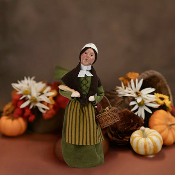 Byers' Choice Pilgrim Women