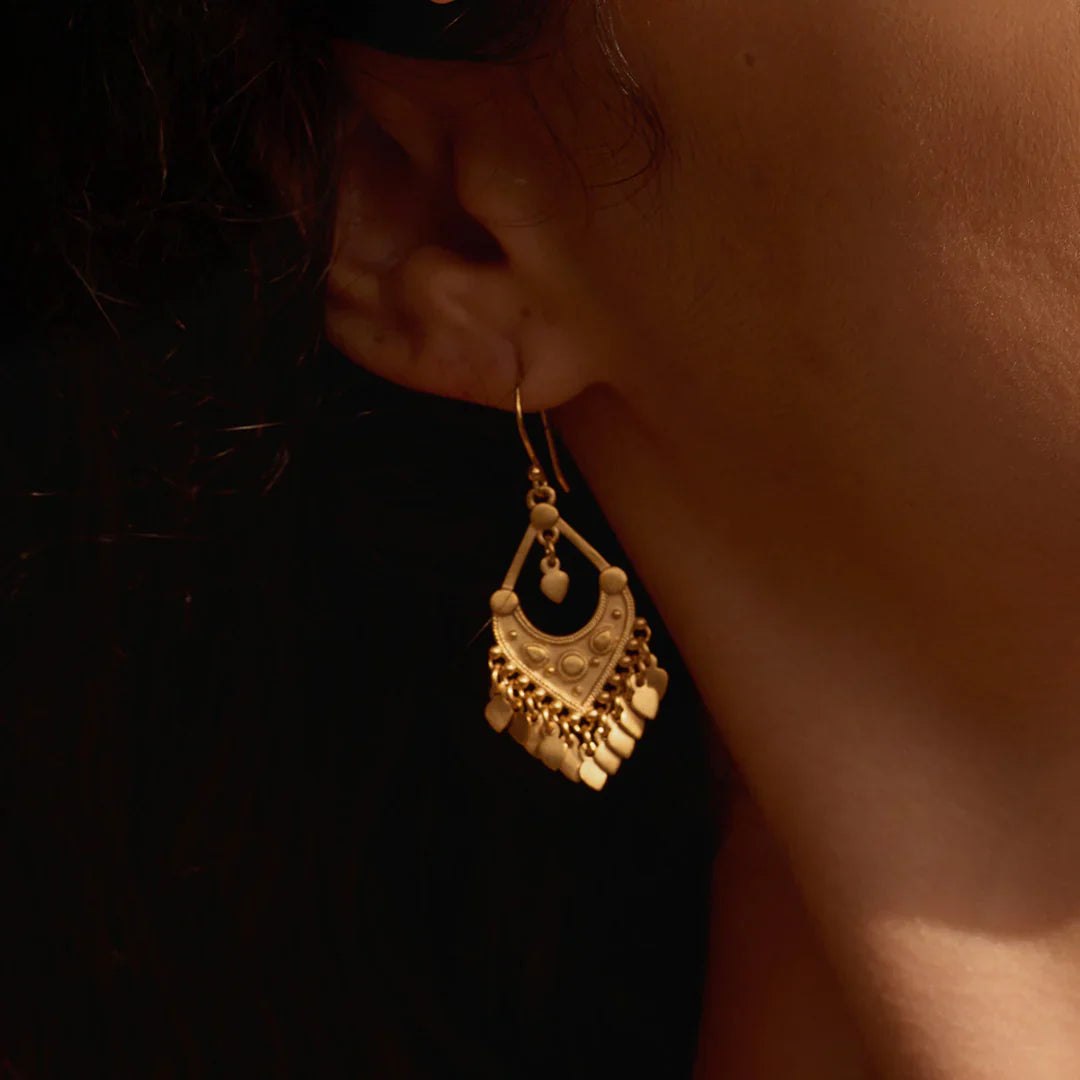 Satya Beauty Unveiled Chandelier Earrings