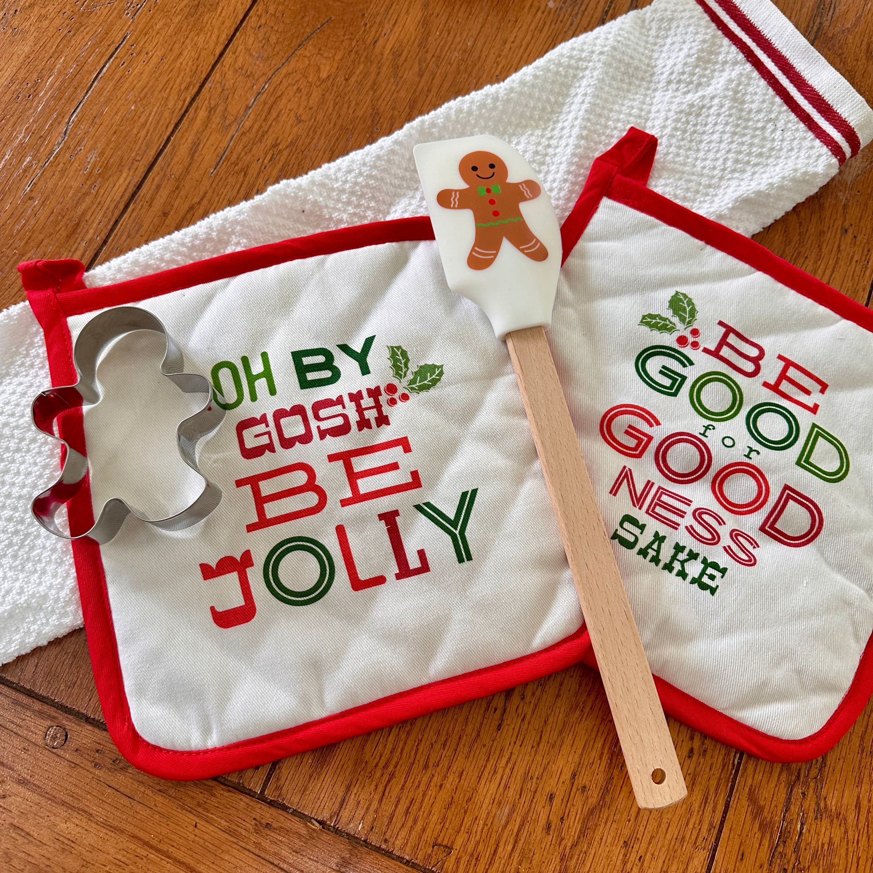 Holiday Spatula with Cookie Cutter and Potholders for
