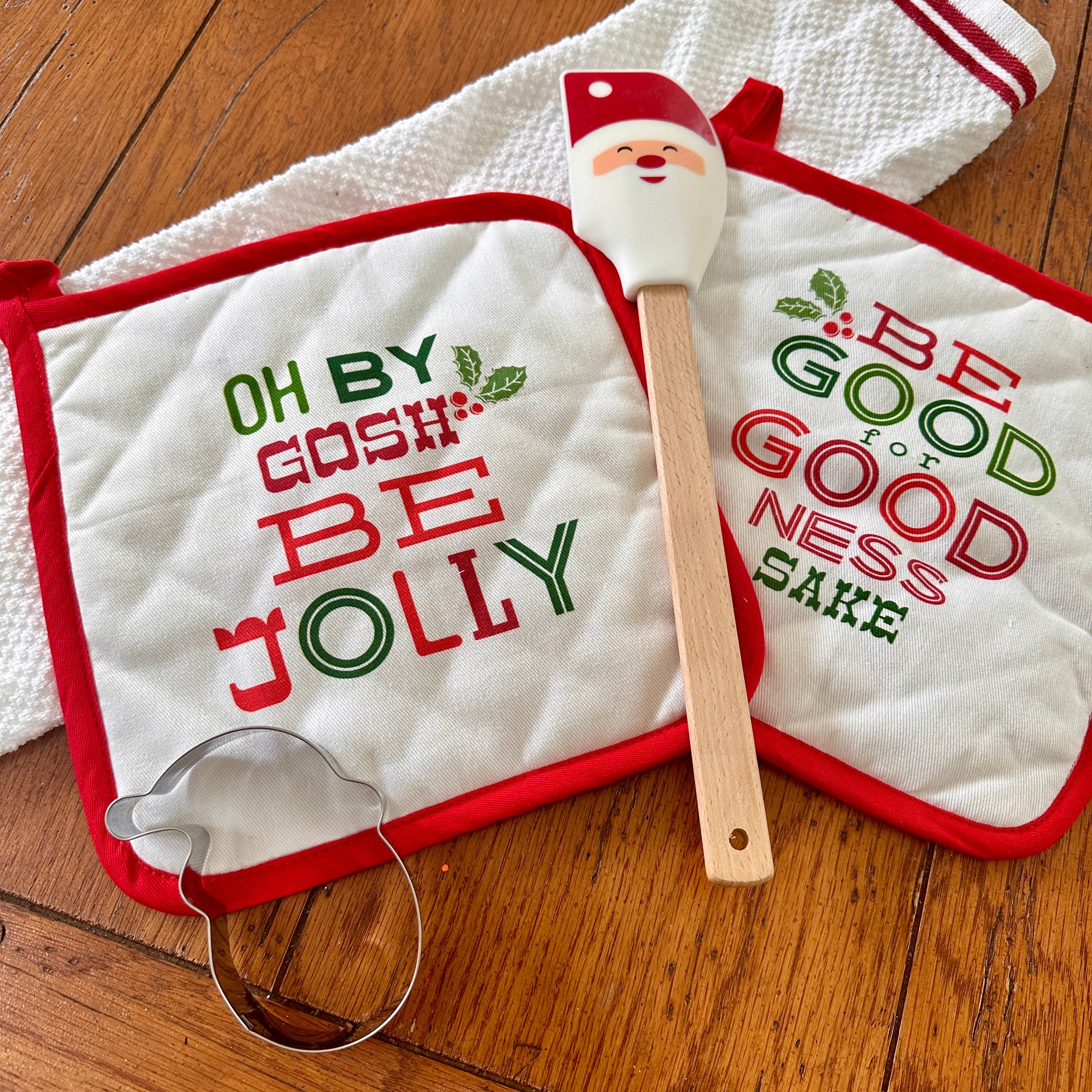 Holiday Spatula with Cookie Cutter and Potholders for