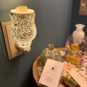 Candle Warmers Glass Mosaic Pluggable Fragrance Warmer w/   Wax Melts