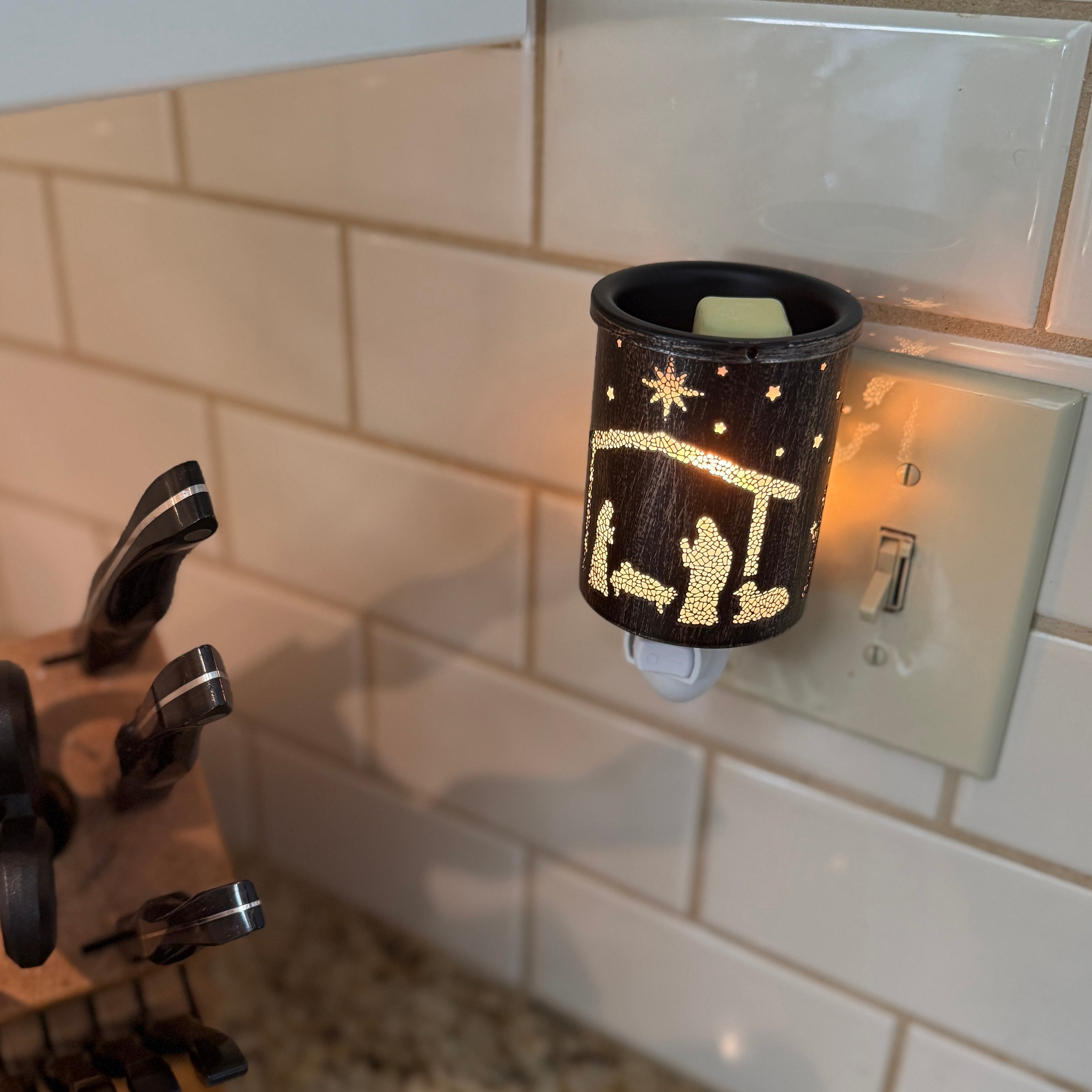 Candle Warmers Nativity Pluggable Fragrance Warmer