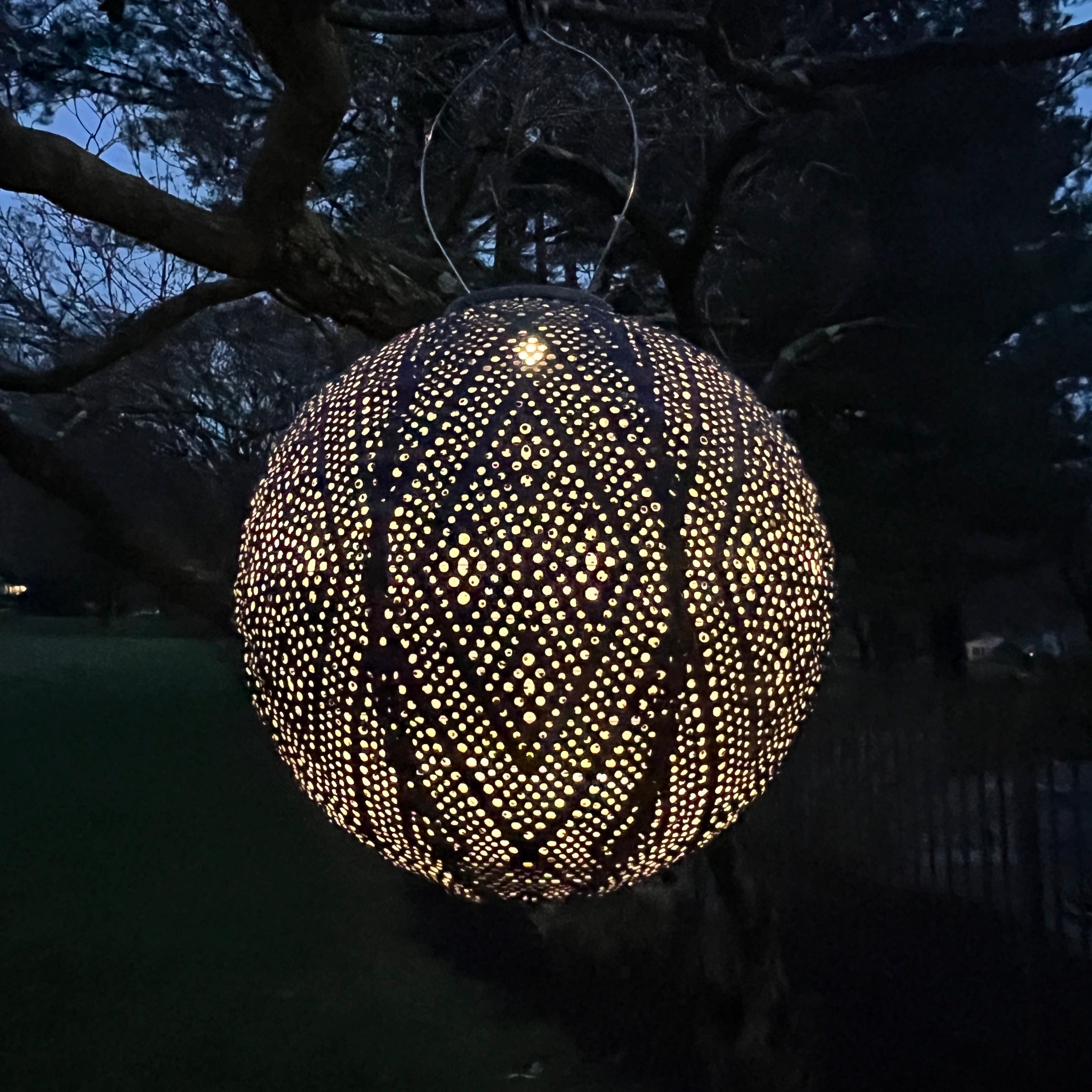 New Edition LUMIZ Battery Powered LED Medium Round Battery Powered Lantern