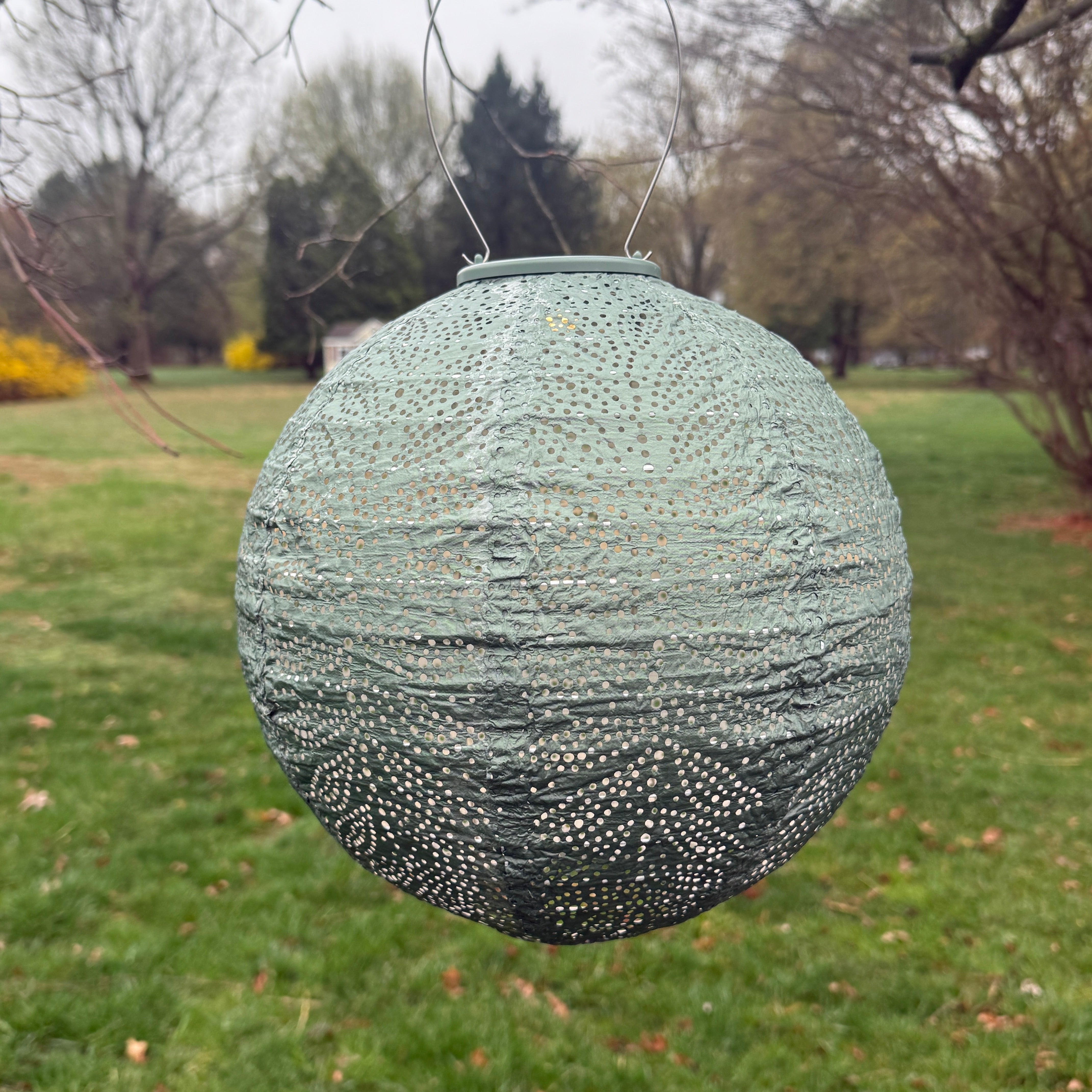 New Edition LUMIZ Battery Powered LED Medium Round Battery Powered Lantern