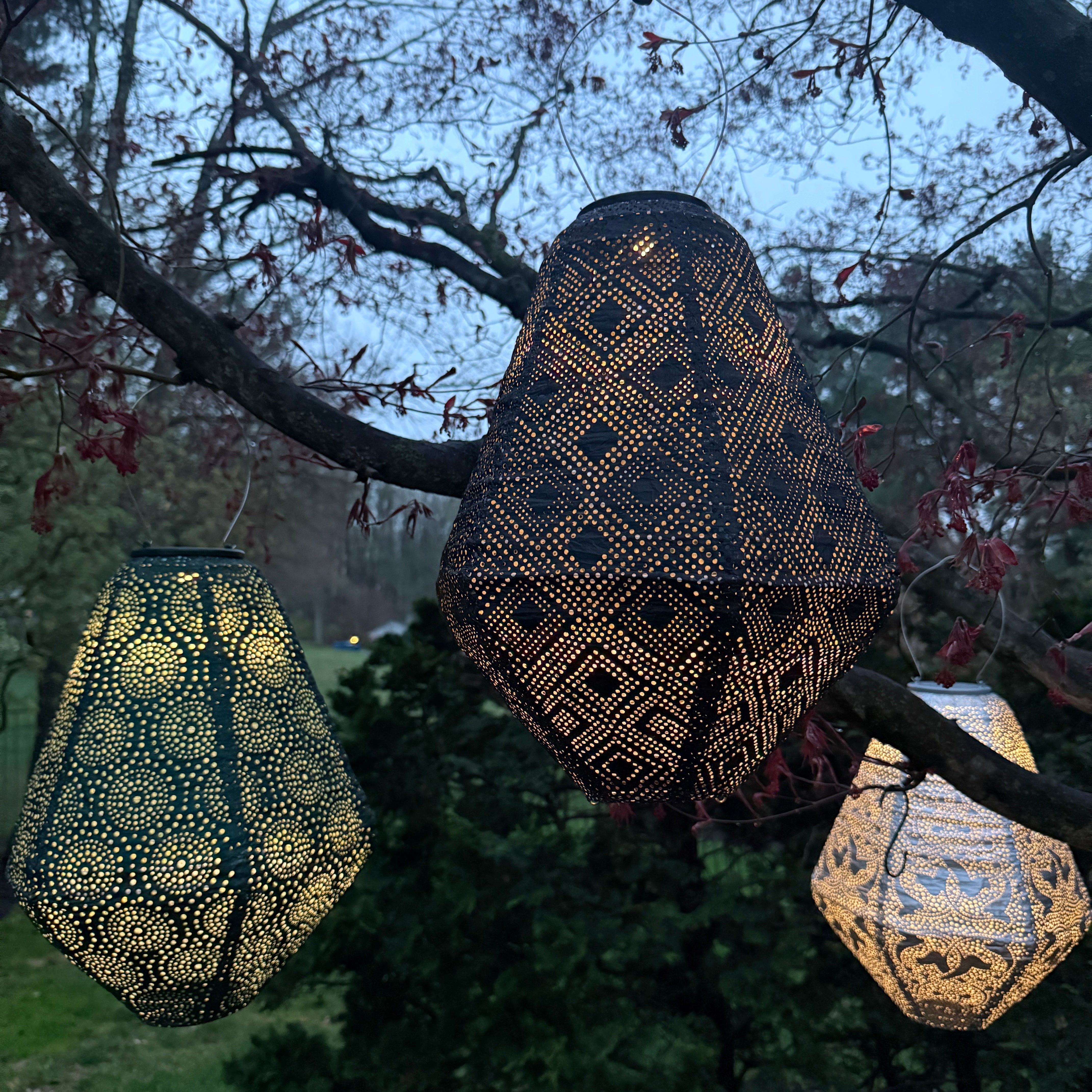 New Edition LUMIZ Battery Powered LED Outdoor Can Shape Lantern