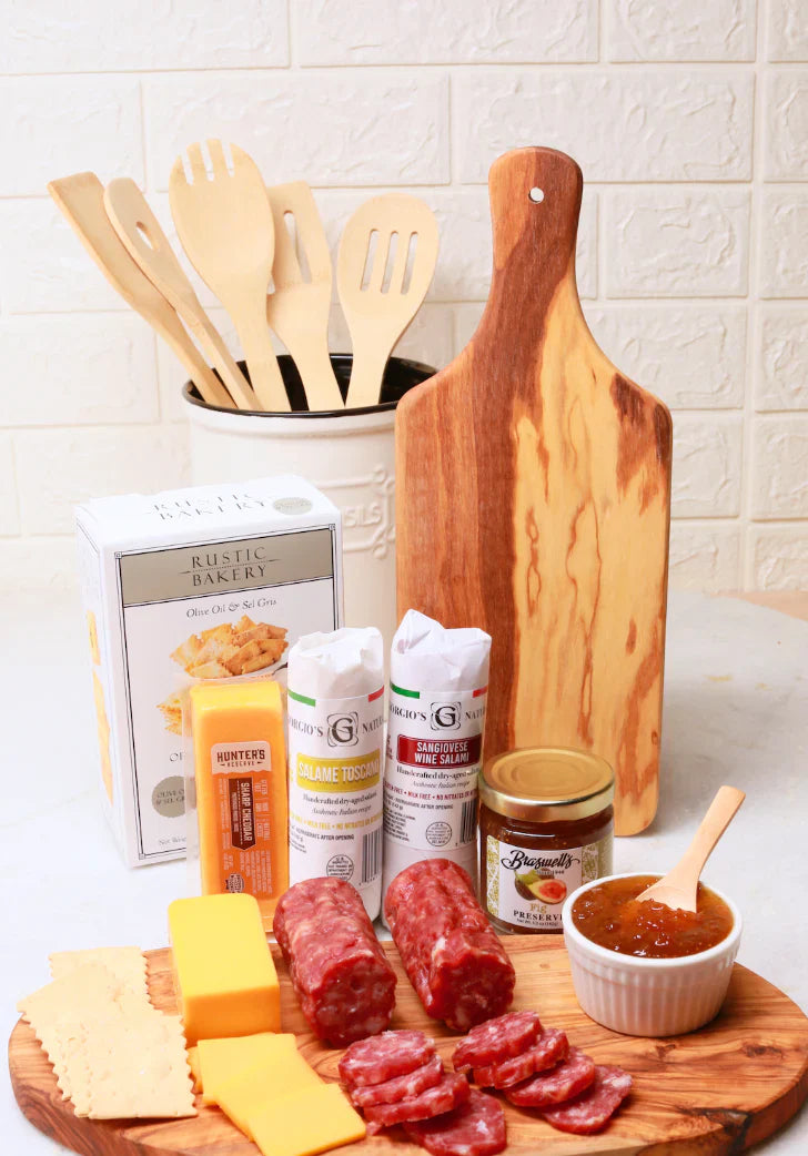 Sergio¡¯s Olivewood 8-Piece Charcuterie Set