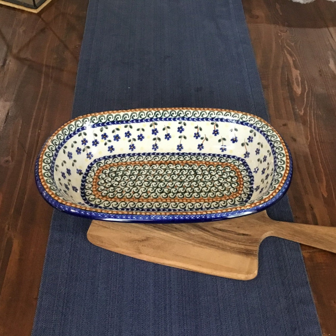 Polish Pottery Signature Oval Rolled Lip Baker