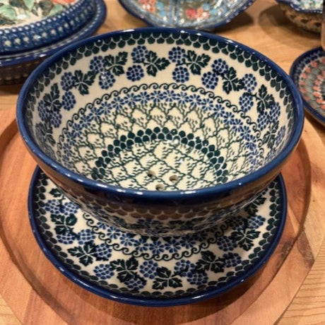 Polish Pottery Signature Colander Bowl Set