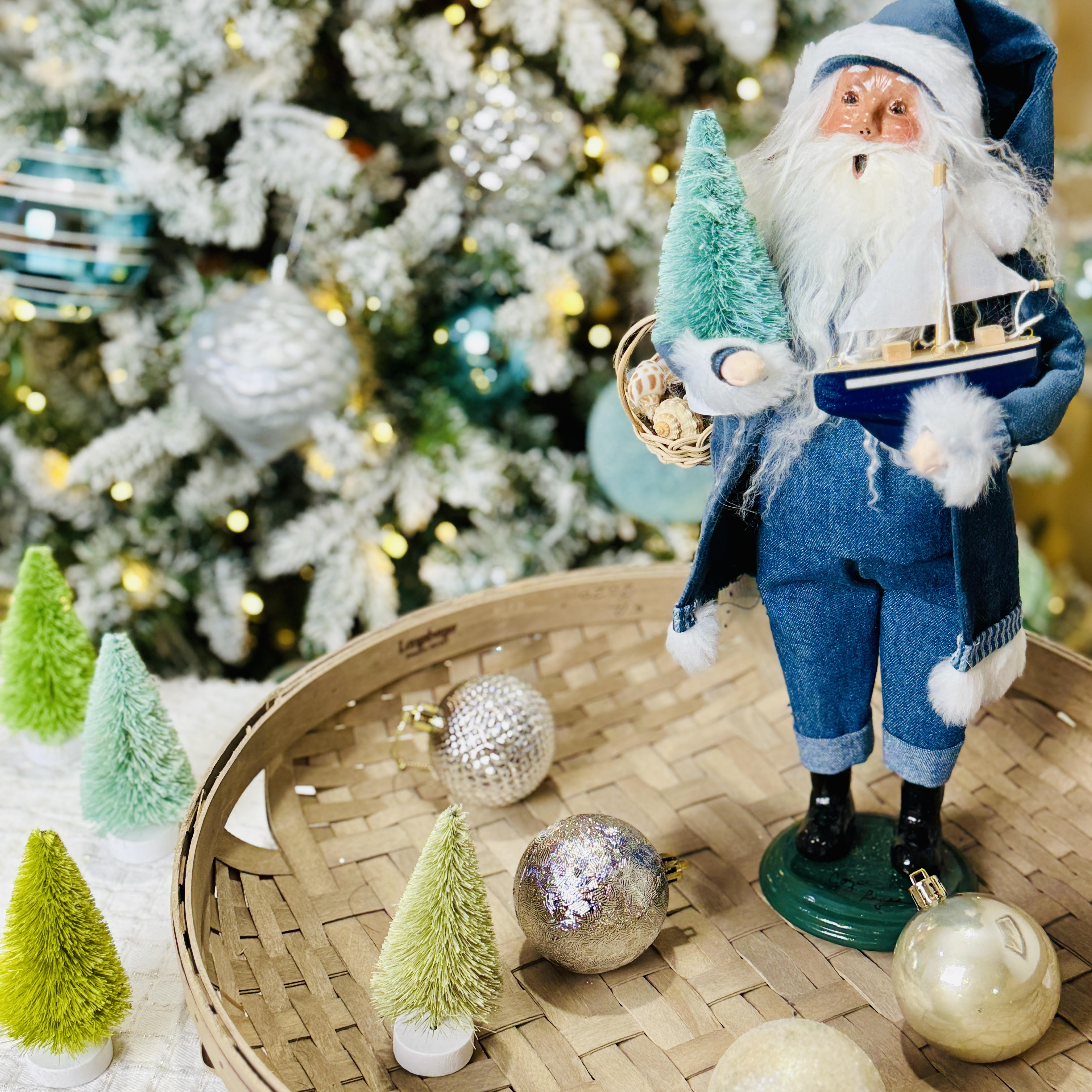 Byers' Choice &   Signed Denim Santa w/ Christmas Tree